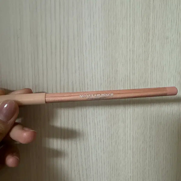 [BUNJANG] CLIO Velvet Lip Pencil Peach Beige / 클리오 벨벳 립펜슬 피치베이지 맥 mac