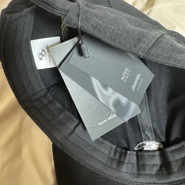[BUNJANG] Sansan Gear Curve Panel Cap Black / 산산기어 커브 패널 캡 (새상품