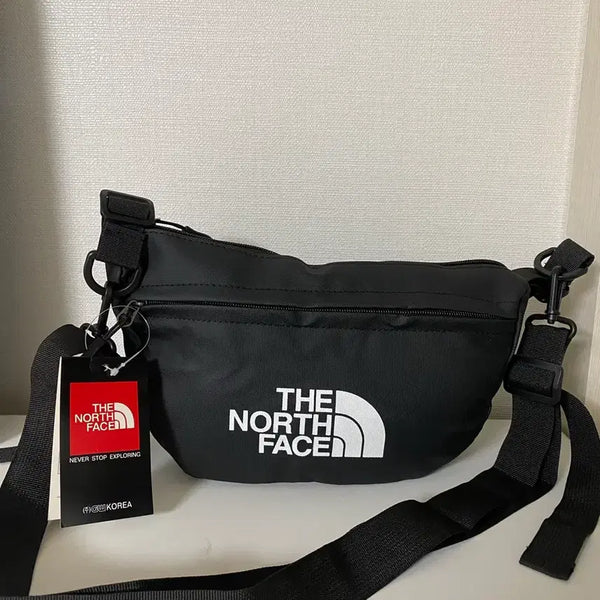 [BUNJANG] The North Face Black Crossbody Bag / 노스페이스 크로스백