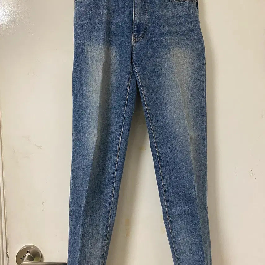 [BUNJANG] THEY Back-Banded Straight Denim Pants (Size S) / THEY 뒷밴딩 일자 데님 (S)