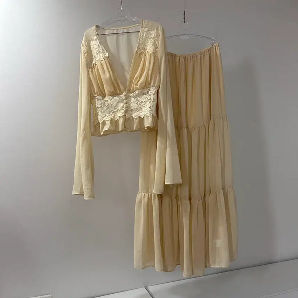 [BUNJANG] Lace Blouse and Skirt Set / 레이스 블라우스 스커트 세트