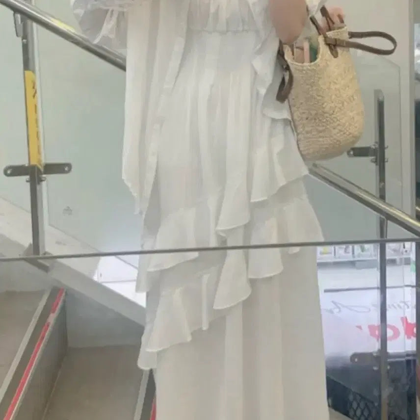 [BUNJANG] White Tiered Ruffle Long Dress / 화이트 캉캉 물결 롱원피스