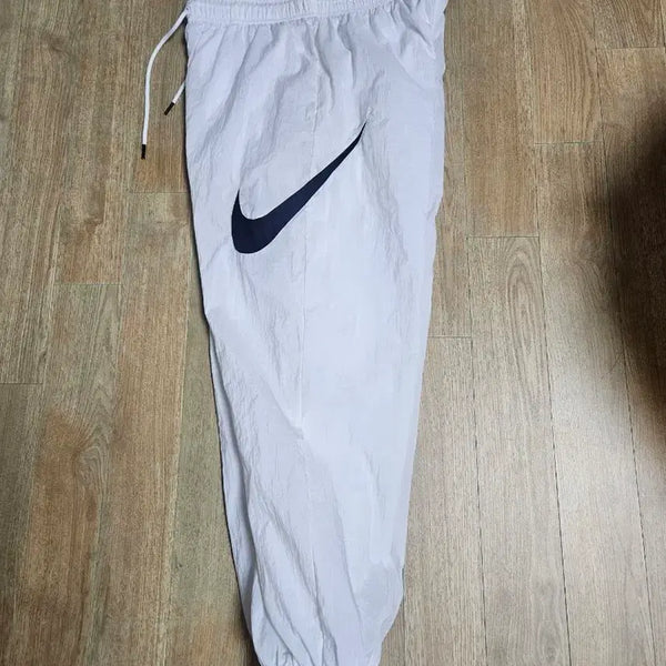 [BUNJANG] Nike Women's Essential Mid-Rise Pants / 나이키 여성 에센셜 미드라이즈 팬츠(새상품)