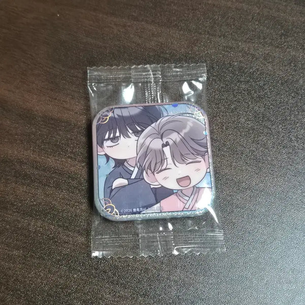 [BUNJANG] Kwon Tae Joo Resin Candy Badge (New Year Edition) - Sealed / 미개봉) 레진 권태주의보 근하신년 레봄 캔뱃지