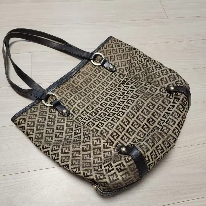 [BUNJANG] Fendi Zucchino Shoulder Bag Brown / 펜디 쥬카노 숄더백 브라운