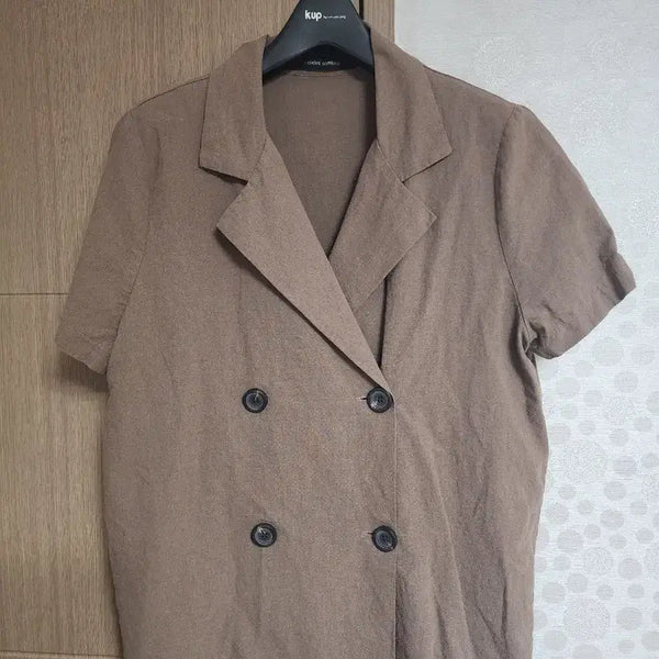 [BUNJANG] Codes Combine Brown Short Sleeve Double Button Jacket / 코데스컵바인 브라운색 반팔 더블 버튼 자켓