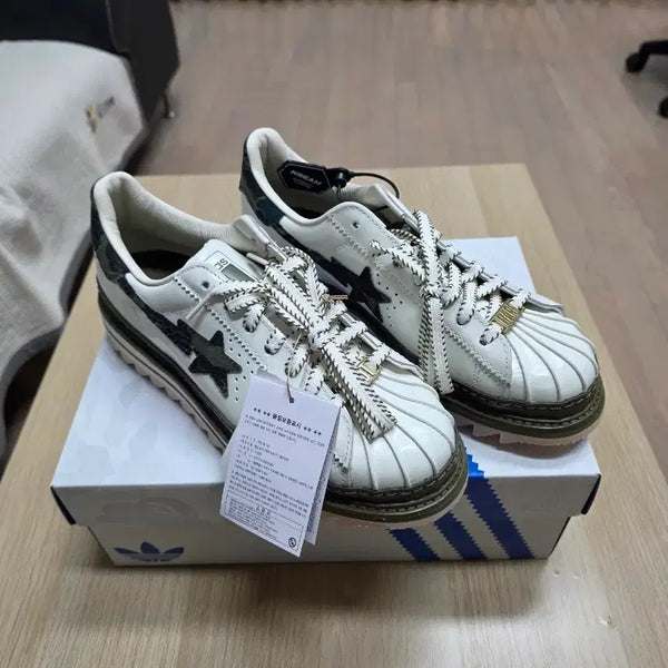 [BUNJANG] Adidas x BAPE x Edison Chen x Clot Superstar / [새제품,260]아디다스 x 베이프 x 에디슨 첸 클랏 슈퍼스타 오프 화
