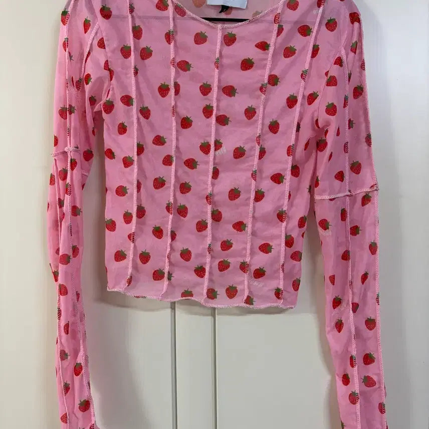 [BUNJANG] Omighty Strawberry Mesh Top / 오마이티
