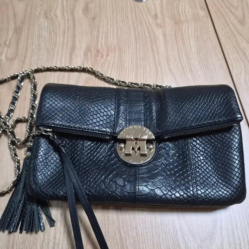 [BUNJANG] Metropolis Black Snakeskin Chain Shoulder Bag / 메트로시티 블랙 뱀피 체인 숄더백
