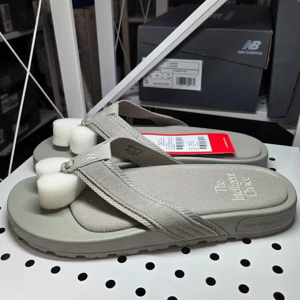 [BUNJANG] New Balance Leather Slides SD9902FLG2 / 뉴발란스 가죽 쪼리 SD9902FLG2 260사이즈 새상품