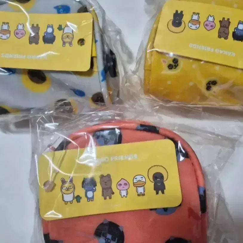 [BUNJANG] Kakao Friends Half-Moon Coin Pouch Keychain / 카카오 동전 지갑