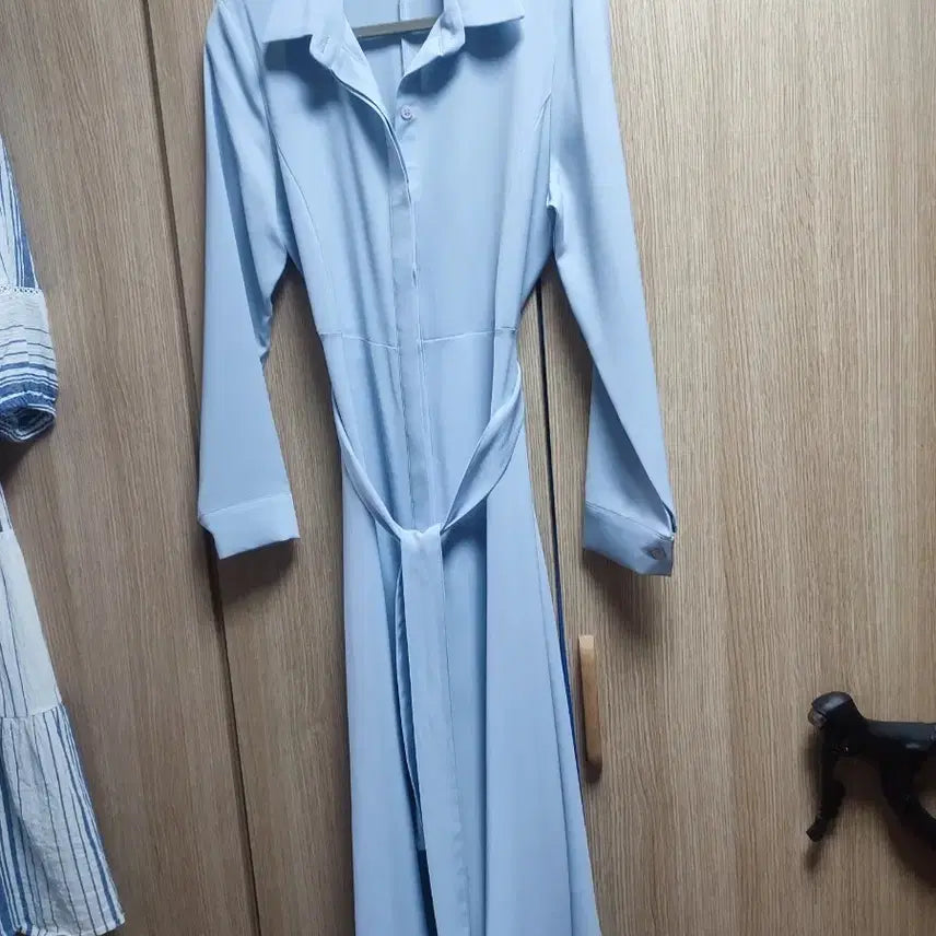 [BUNJANG] ATTRANGS Sky Blue Shirt Dress with Belt / 아뜨랑스 하늘색 셔츠 원피스 벨트 포함