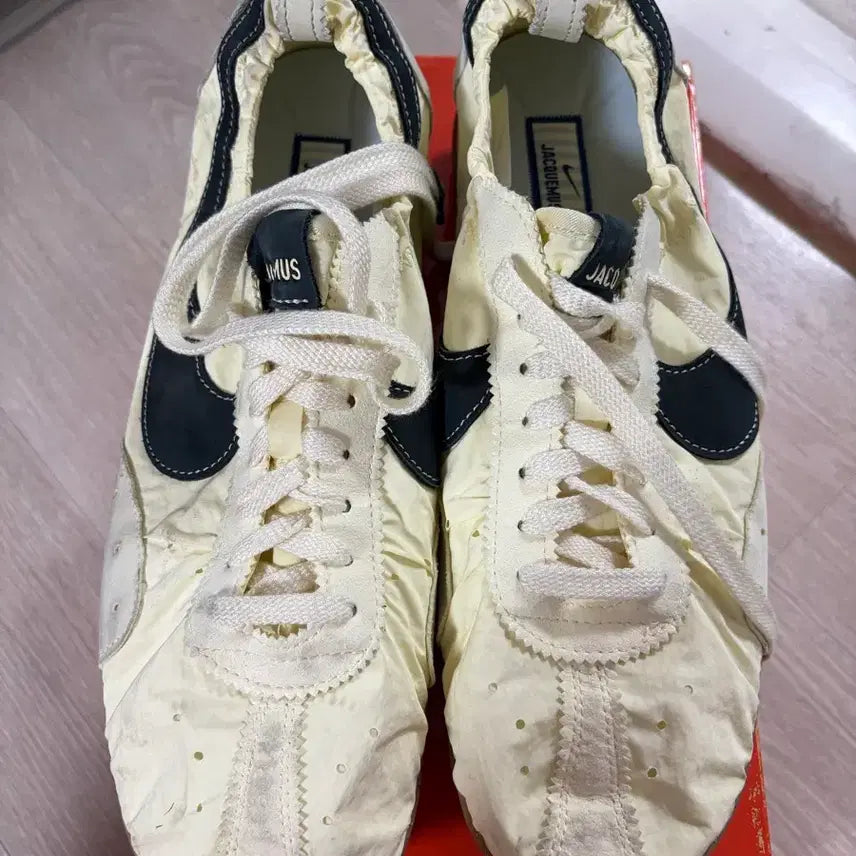 [BUNJANG] Jacquemus Nike Moon Shoo Shoes / (290) 자크뮈스 나이키 문슈