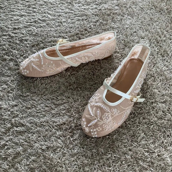 [BUNJANG] Designer Flower Embroidery Mary Jane Flat Shoes / 디자이너 플라워 자수 메리제인 플랫슈즈