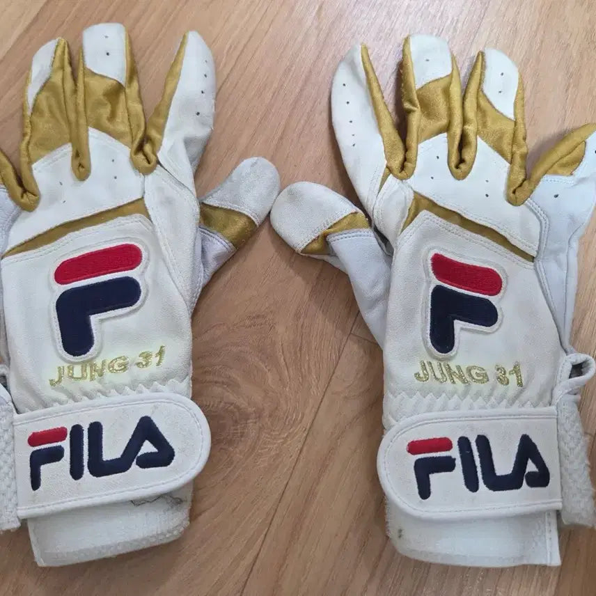 [BUNJANG] Jeong Soo-bin Professional Baseball Batting Gloves / 정수빈 필라 선수용 배팅장갑