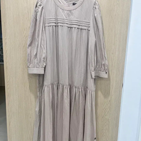 [BUNJANG] Thursday Island Shirring Frill Long Dress / 써스데이아일랜드 롱원피스