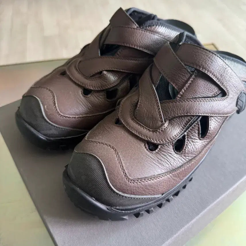 [BUNJANG] Kiko Kostadinov Wessex Sabo Shock Mule Brown / [42]키코 코스타디노브 웨식스 사보 쇼크 뮬 브라운