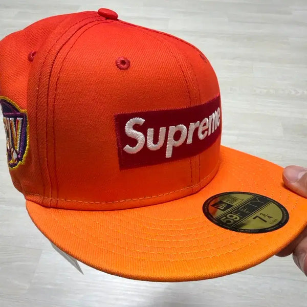 [BUNJANG] Supreme Gradient New Era Orange Hat / [73/4,61.5CM] supreme 슈프림 그라디언트 뉴에라 오렌지