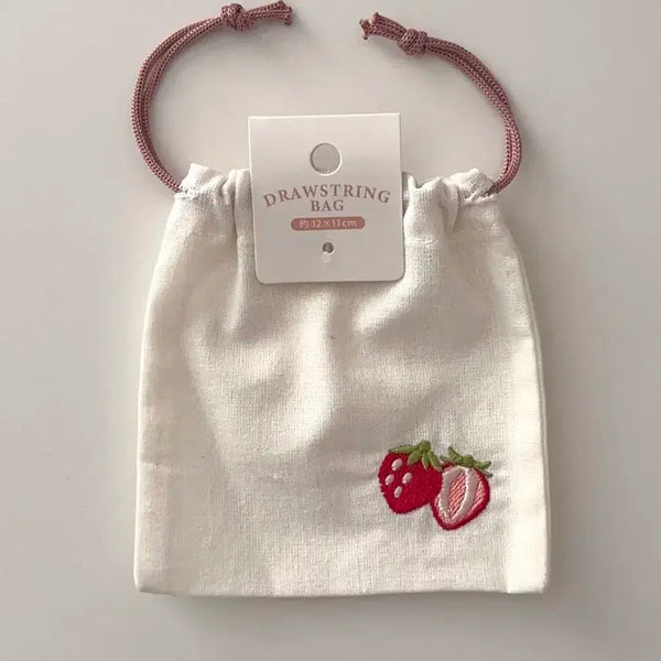 [BUNJANG] Japanese Strawberry Embroidered Pouch Wallet / 일본 딸기 자수 조리개 파우치 에어팟 이치고 파우치 지갑
