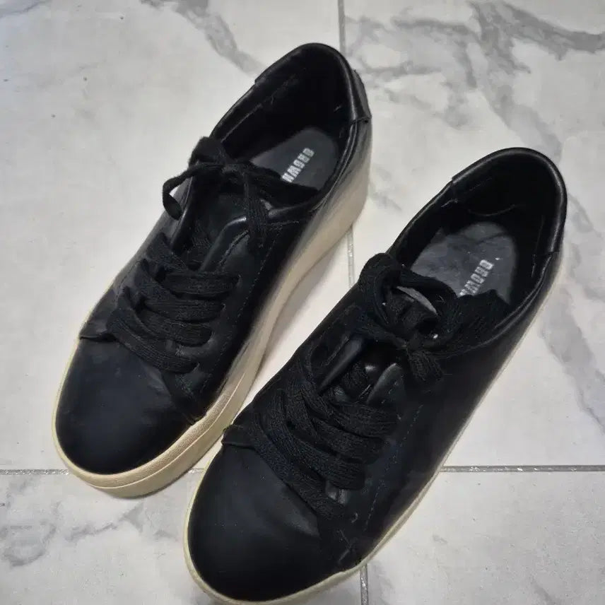 [BUNJANG] Platform Sneakers - Black, Size 225 / 플랫폼 스니커즈 블랙 225