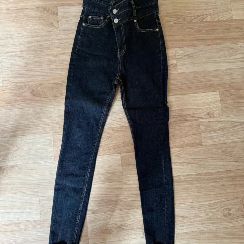 [BUNJANG] High-Waisted Two-Button Jeans / 하이웨스트 투버튼 청바지 상태최상