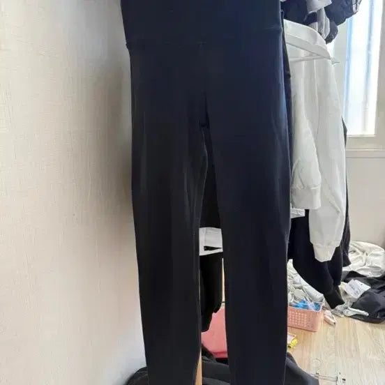 [BUNJANG] TOPTEN Black Leggings S / 탑텐 블랙 레깅스 S 하자없이 깨끗해요