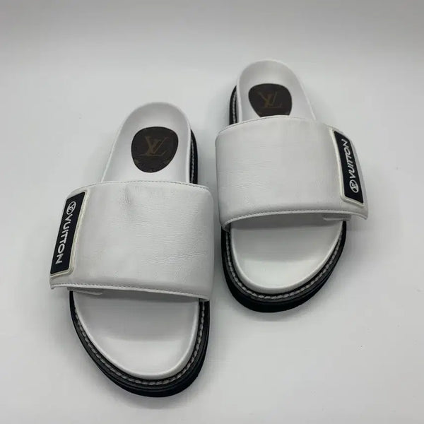 [BUNJANG] Louis Vuitton Sunset Flat Comfort Sandals White 37 / 267001613 루이비통 선셋 플랫 컴포트 샌들1A93SV 화이트 37