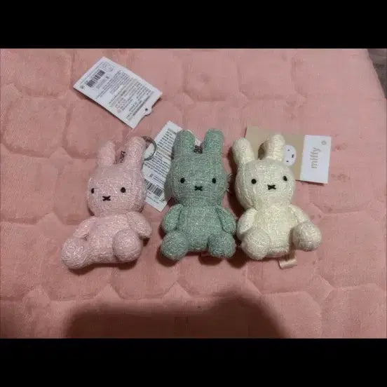 [BUNJANG] Miffy Tweed Keyring (Mint, Pink, Ivory) / 미피 트위드 키링 (민트, 핑크, 아이보리)
