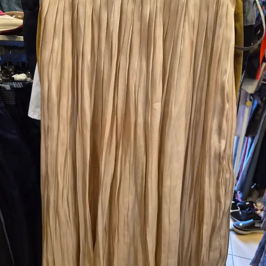 [BUNJANG] GGPX Pleated Long Skirt Beige / GGPX 플리츠 롱 스커트 새제품