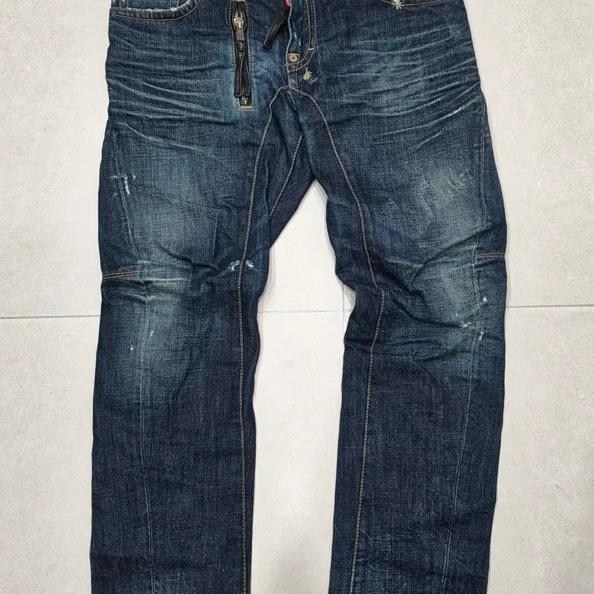 [BUNJANG] DSQUARED2 Front Zipper Biker Jeans (Size 50) / 디스퀘어드 앞지퍼 바이크진 (50사이즈)
