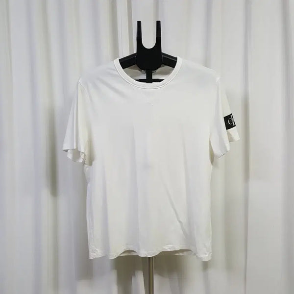 [BUNJANG] Calvin Klein Men's T-Shirt XL / 캘빈클라인 남성 반팔티셔츠 XL 오일장 0331