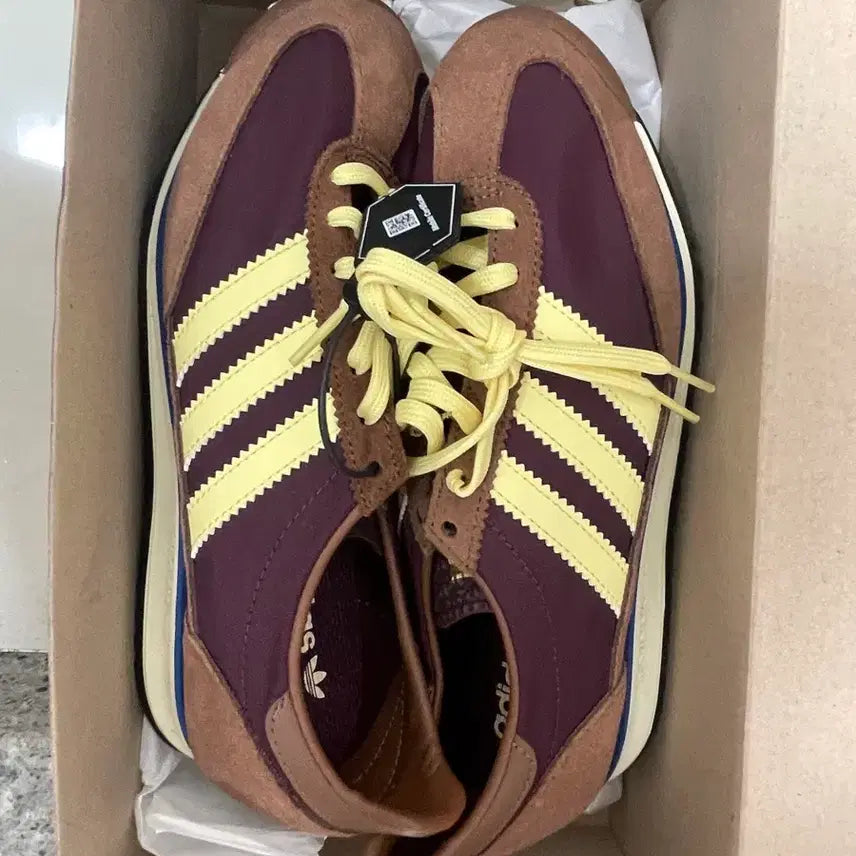 [BUNJANG] Adidas Maroon Almost (Model Name) 235mm / 아디다스 마룬올모스트 235