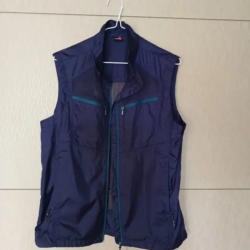 [BUNJANG] Nike Women's Lightweight Mesh Windbreaker Vest Navy / 나이키 바람막이 조끼 네이비