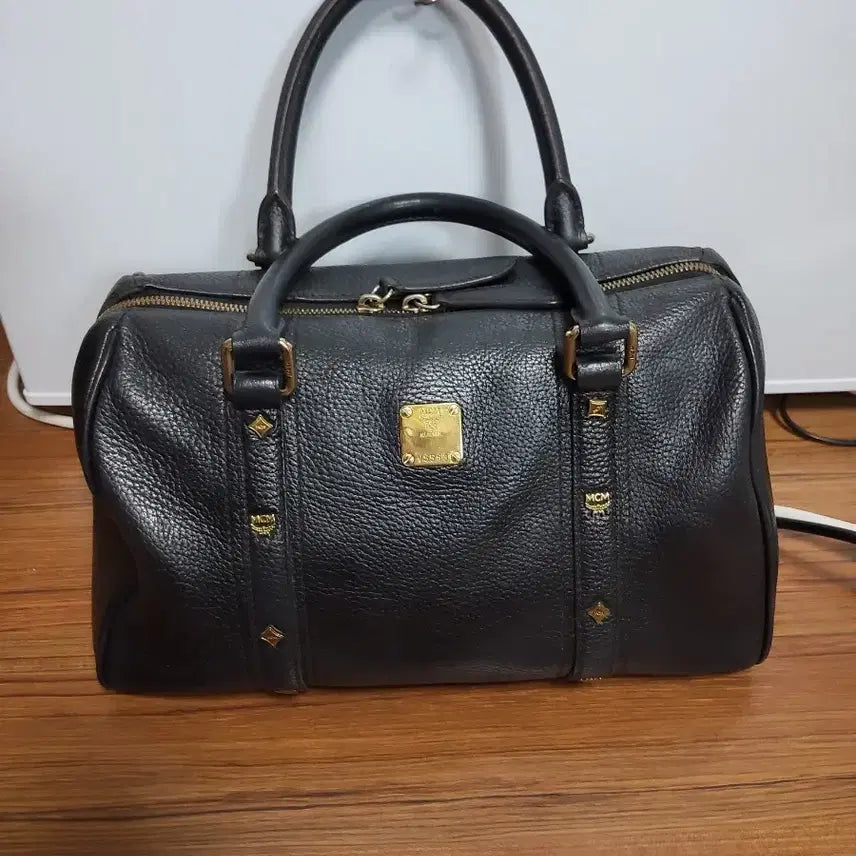 [BUNJANG] MCM Leather Shoulder Bag Black / MCM 가방 숄더백 블랙