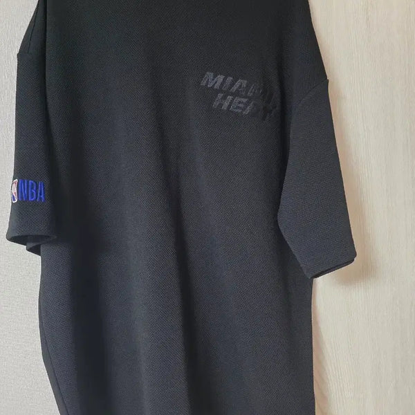 [BUNJANG] NBA Miami Heat Black T-Shirt / NBA 마이애미 히트 블랙 반팔 티셔츠