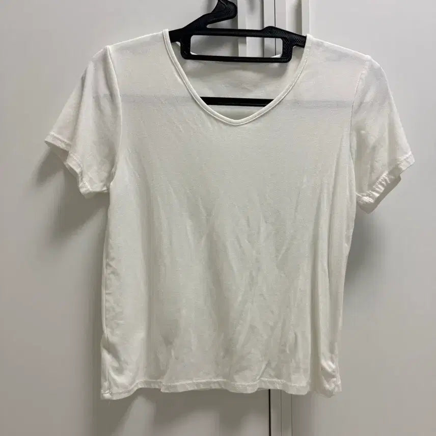[BUNJANG] White Short-Sleeve T-Shirt / 흰색 반팔 티셔츠