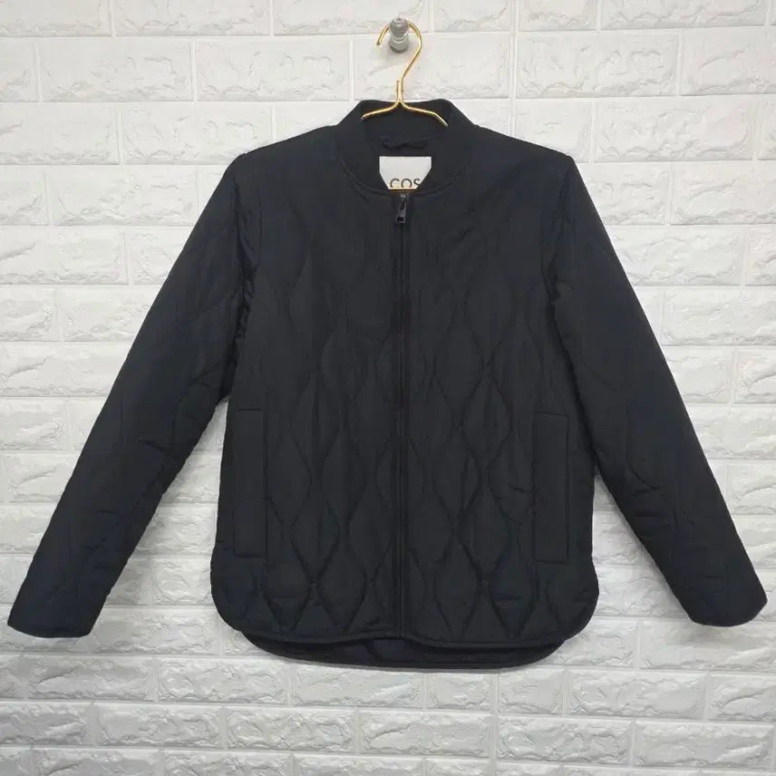 [BUNJANG] COS Quilted Jacket Black / COS 퀼팅 재킷 블랙