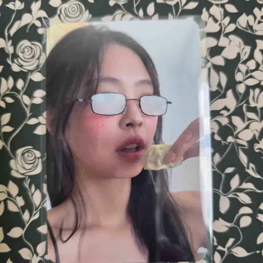 [BUNJANG] BLACKPINK Jennie Membership Kit Photocard / 블랙핑크 블핑 포토카드 포카 제니 jennie 멤버쉽키트 위 버스
