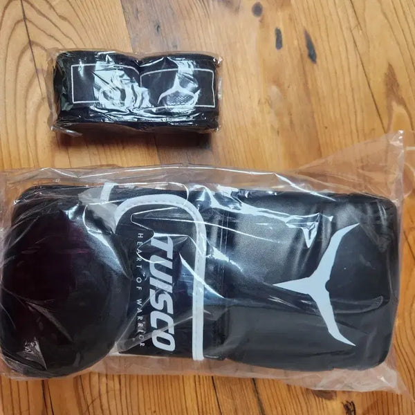 [BUNJANG] Tulisko Boxing Gloves and Hand Wraps Set / 복싱 글러브 및 핸드랩 세트(빽글러브)