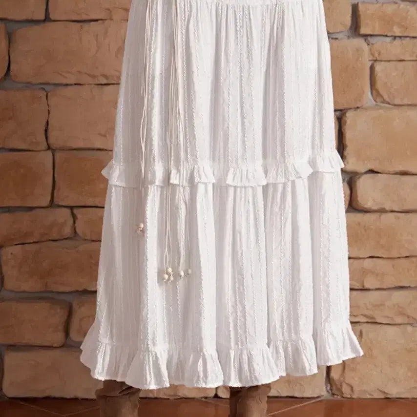 [BUNJANG] Celliteiles Embroidered Long Skirt / 셀리테일즈 엠브로이드 롱 스커트