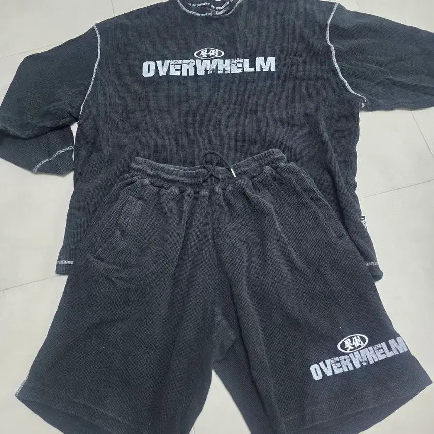 [BUNJANG] Abdo Waffle Sweatshirt and Shorts Set - Size L / 압도 와플 맨투맨 반바지 세트 L