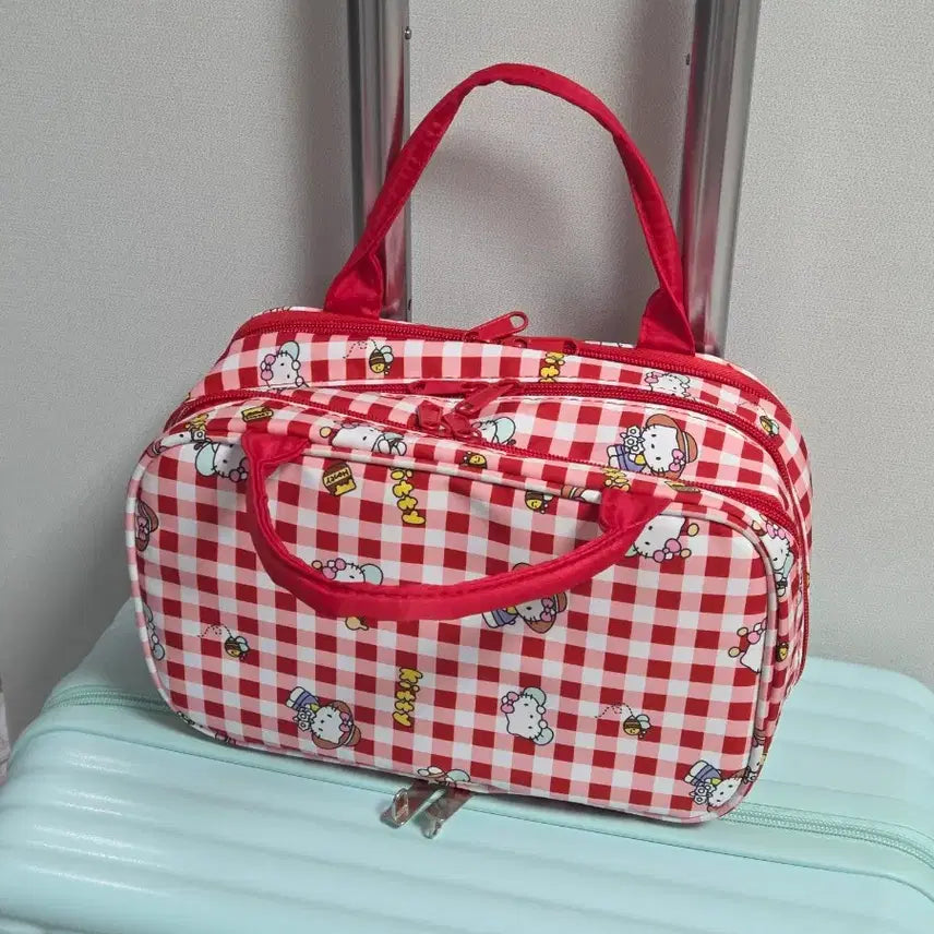 [BUNJANG] Hello Kitty Red Check 3-Tier Pouch / 키티 레드 체크 3단 파우치
