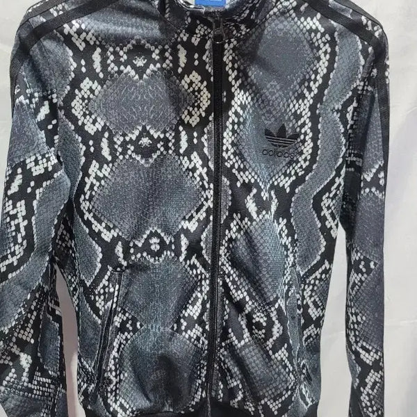 [BUNJANG] Adidas Snakeskin Pattern Track Top Jersey / 아디다스 뱀피 패턴 트랙탑