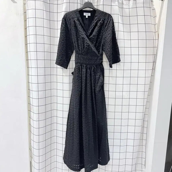 [BUNJANG] And Other Stories Seersucker Embossed Wrap Dress Black / 앤아더스토리즈 시어서커 엠보 랩원피스