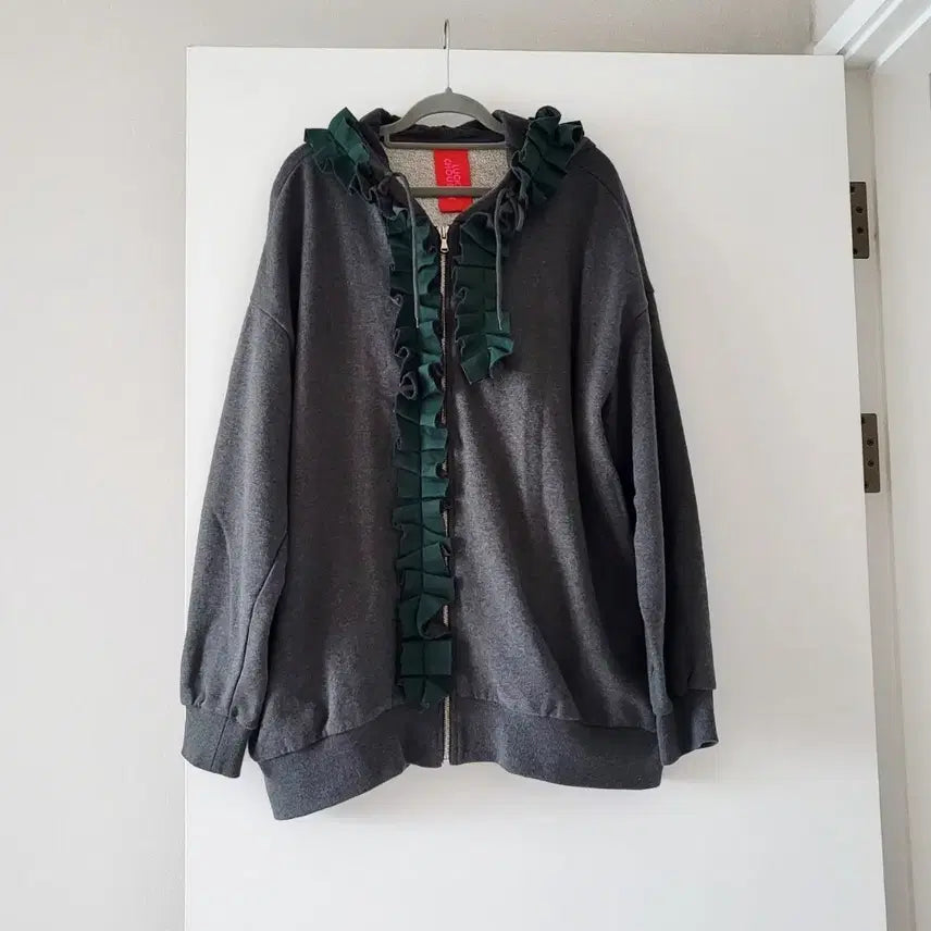 [BUNJANG] Lucky Chouette Frill Hoodie Zip-up / 럭키슈에뜨 프릴 후드집업