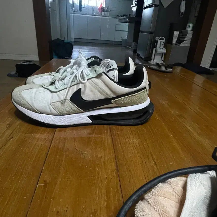 [BUNJANG] Nike Air Max 270 "Frieday" / 나이키 에어맥스 프리데이 270