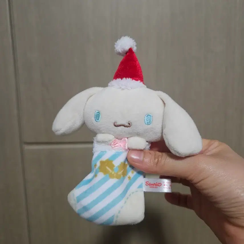 [BUNJANG] Sanrio Cinnamonroll Christmas Boots Mascot Holder 2017 / 2017 산리오 계피롤 시나모롤 크리스마스 부츠 마스코트 홀더