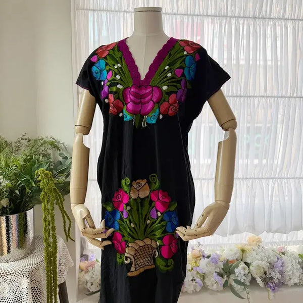 [BUNJANG] Mexican Embroidered Black Floral Basket Dress / [vintage] 멕시칸 자수 블랙 꽃바구니 원피스