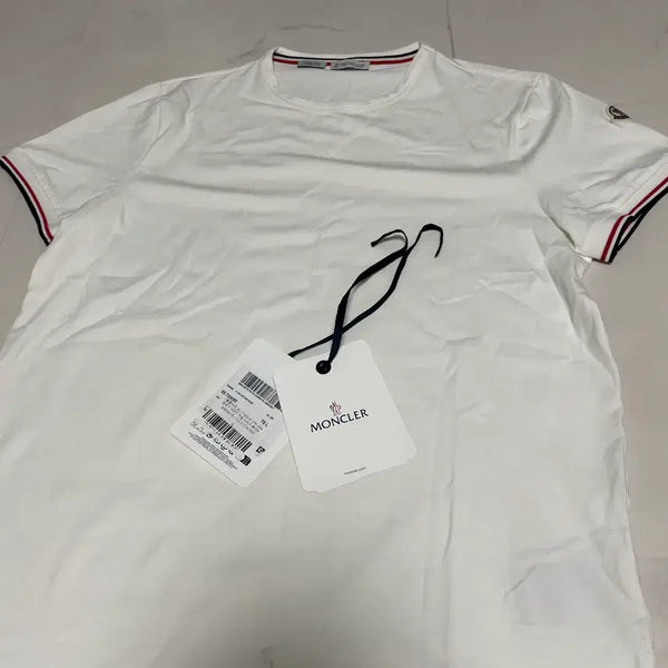 [BUNJANG] Moncler 24SS White Slim Fit T-Shirt L / 24ss 몽클레어 화이트 슬림핏 반팔 L