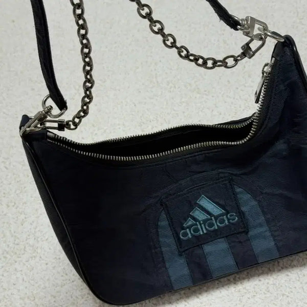 [BUNJANG] Adidas Women's Upcycled Hobo Bag / 업사이클링 아디다스 여성 호보백
